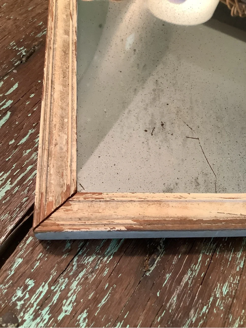 Antique set oval